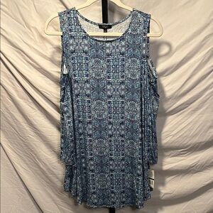 🌺NWT Cupio Blue Geometric Cold shoulder dress (Bundled price-BIN2)